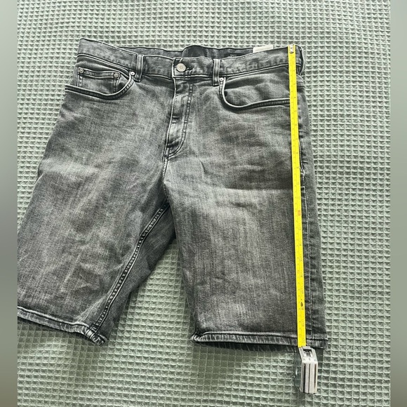 Men’s slim fit denim shorts gray H&M size 32 summer casual - Picture 6 of 6